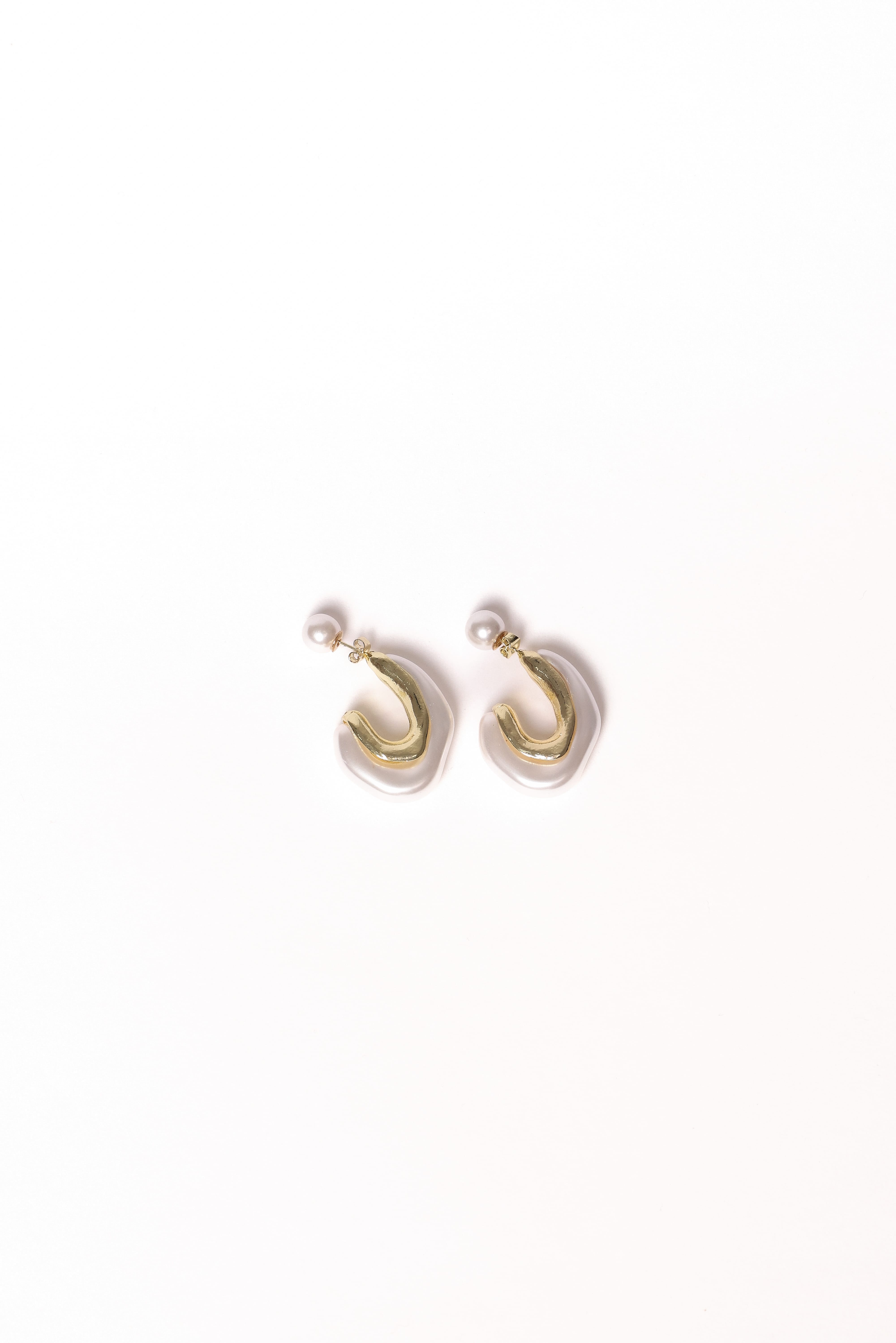 Paola Earrings - Gold/Pearl